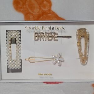 Pearl and Gold Hair Pin Set